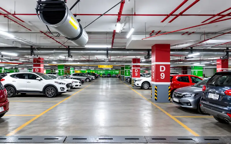 Best Time to Park at Souk Al Bahar